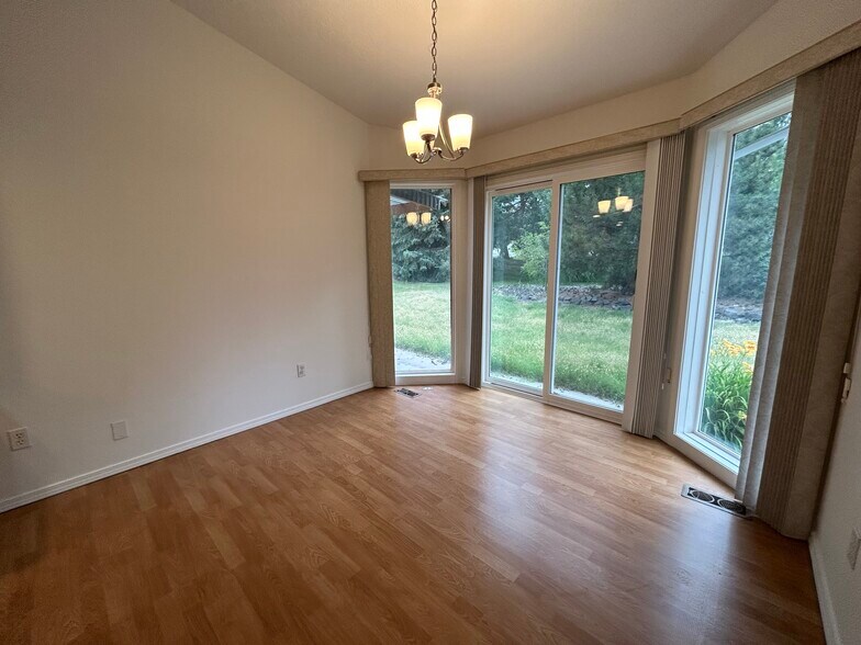 Building Photo - 5686 S Olearia Pl
