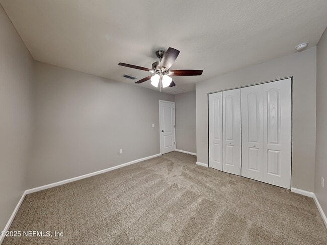 Building Photo - 8048 Meadow Walk Ln