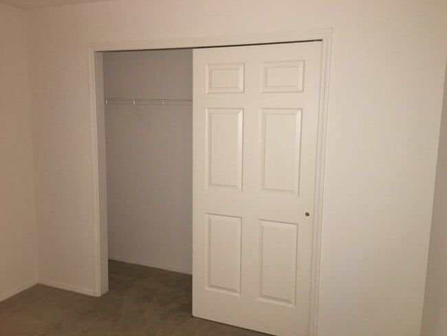 Building Photo - Raintree Park-3153 Fairfield Dr Kissimmee,...