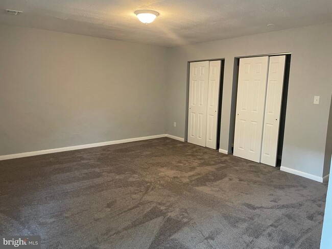 Building Photo - 1230 Gemini Dr