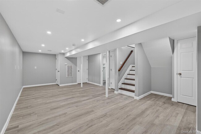 Building Photo - 3103 Falcon Ave