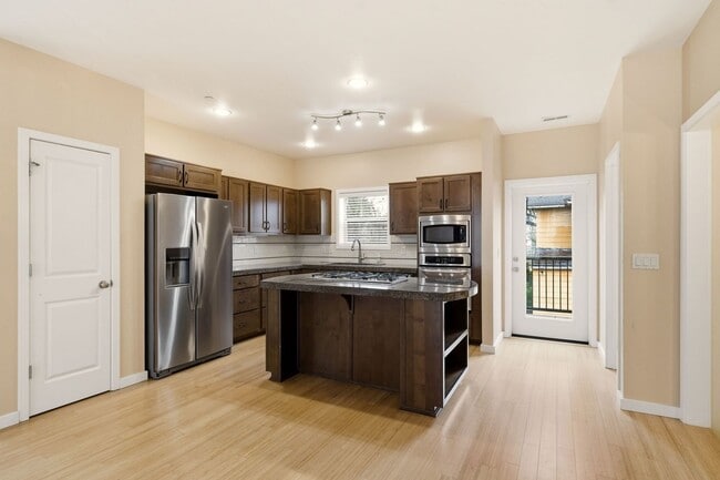 Building Photo - 4104 S Corbett Ave