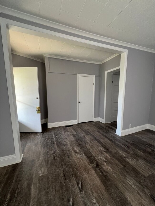 Building Photo - 2415 Farnam St