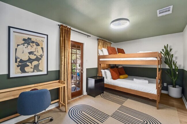 Building Photo - 13702 Yellow Oak Cir