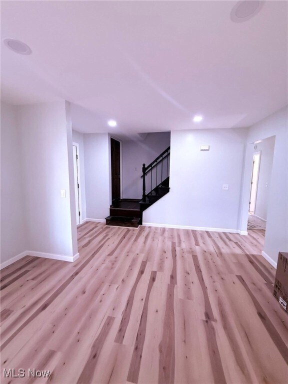 Building Photo - 6686 Hythe St NW