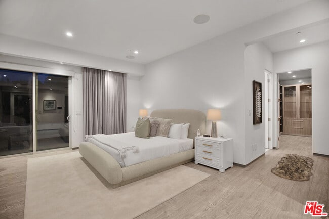 Building Photo - 6379 Colgate Ave