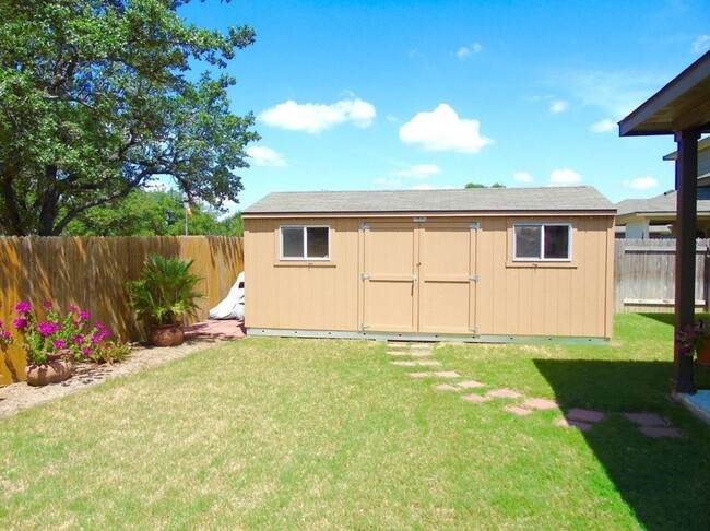 Building Photo - Gorgeous 3 bed, 3 bed, Leander Tx (Stewart...