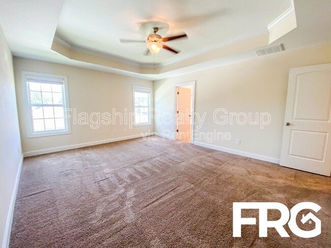 Building Photo - 112 Quail Hollow Dr