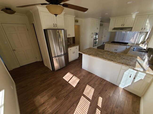 Building Photo - 717 Melissa Ct