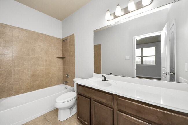 Building Photo - 3211 Norville Ln