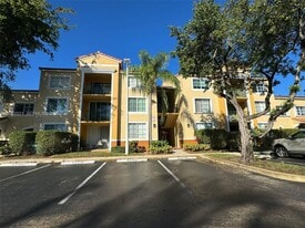 Building Photo - 111 Yacht Club Way