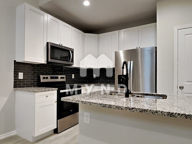 Building Photo - 14986 Bonham Ln