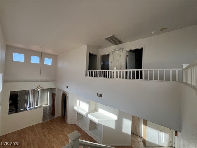 Building Photo - 2697 Hillgrass Rd