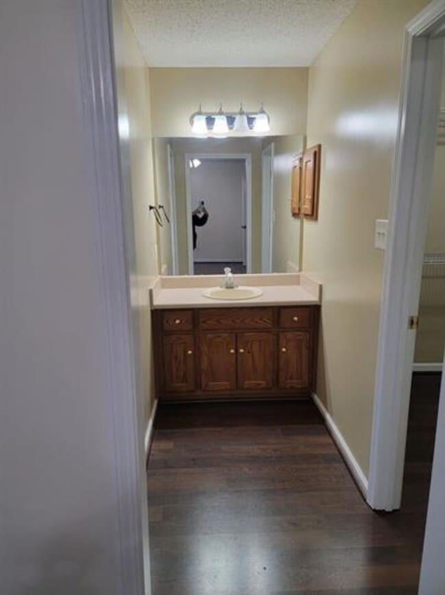 Building Photo - Modern Oasis with All the Amenities – Your...