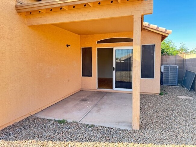 Building Photo - Jewel in South Tempe 3 bedroom rental