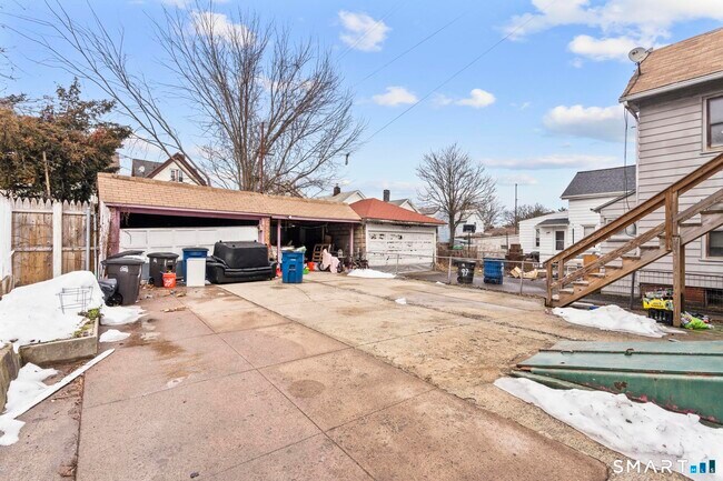 Building Photo - 101 Carlisle St