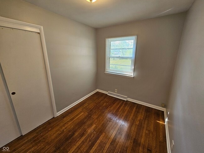 Building Photo - 2107 W Coil St