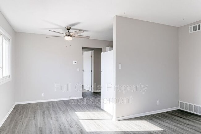Building Photo - 349 S 26th St