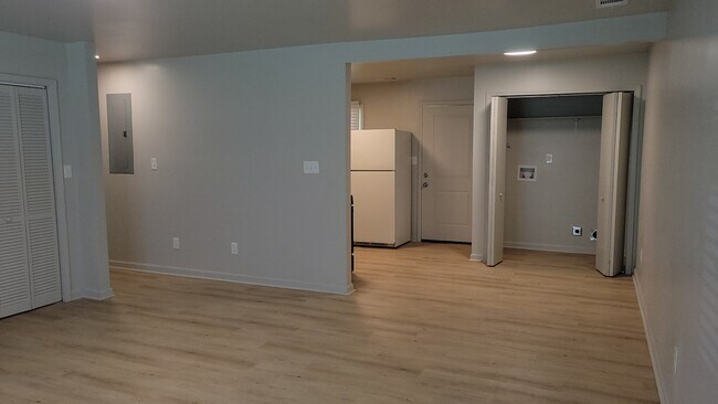 Building Photo - 2641 Connally Dr