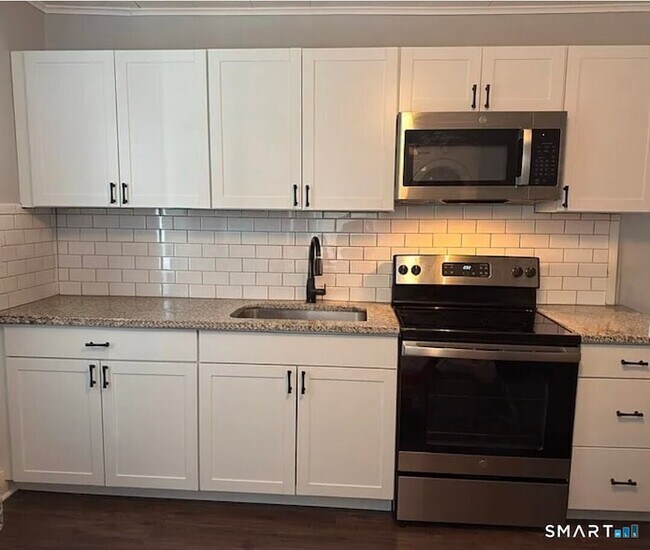 Building Photo - 1163 W Main St