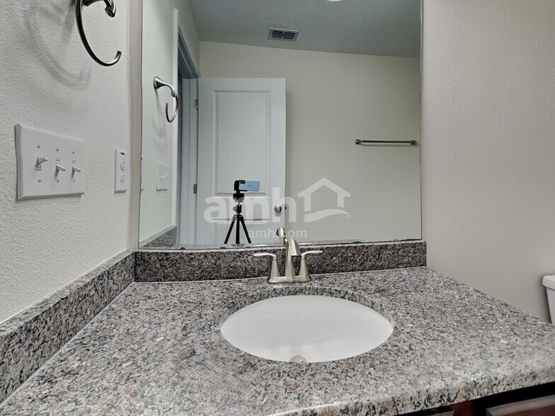 Building Photo - 11205 Delicate Rose Ct