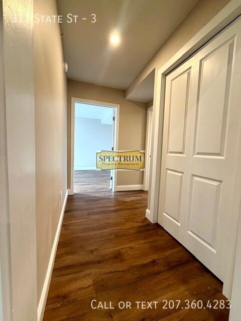 Building Photo - 313 State St