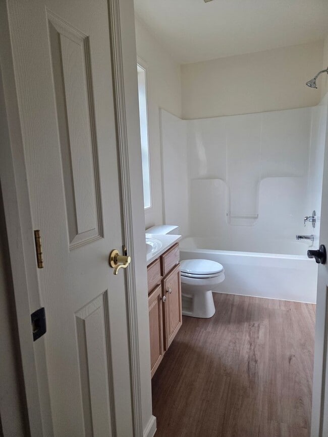 Building Photo - 110 Smith Rd