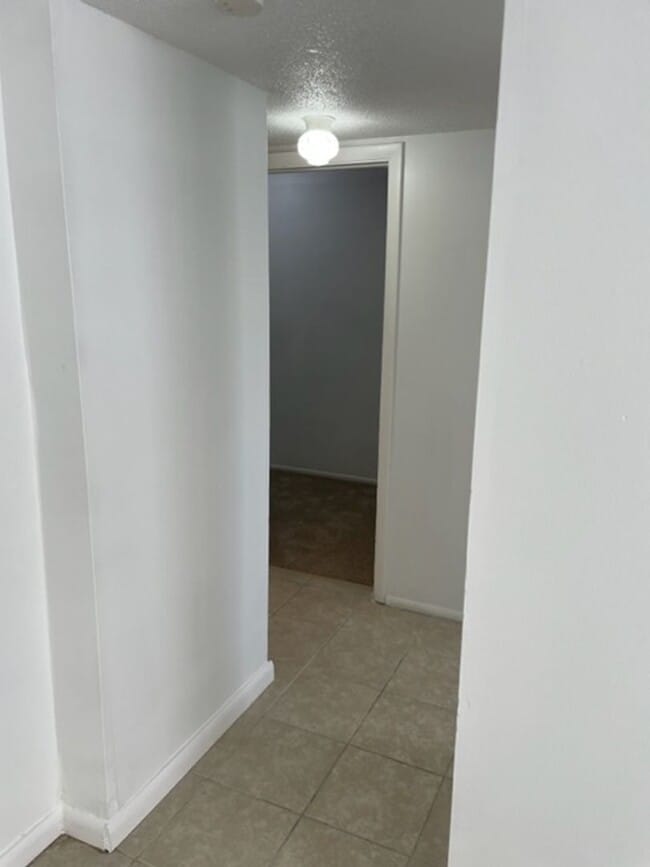Building Photo - Grove Park - Q104