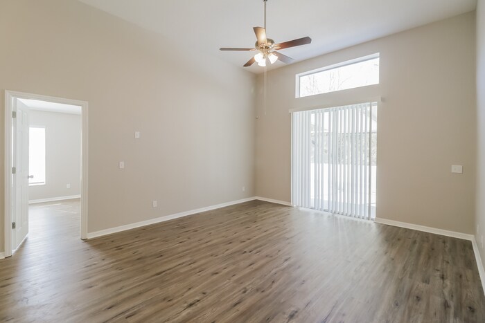 Building Photo - 29114 Crossland Dr