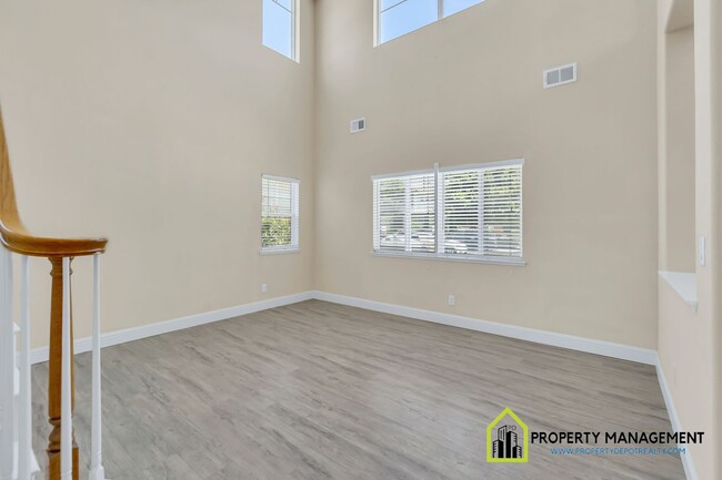 Building Photo - Luxury 5-BR Home Rental in Elk Grove