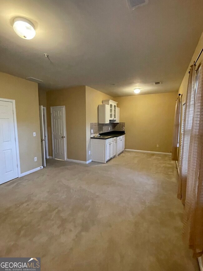 Building Photo - 1773 Highlands View Dr