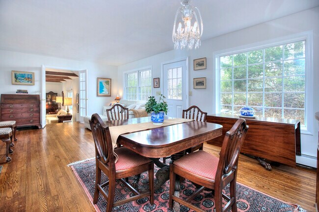 Building Photo - 1 Graystone Ln