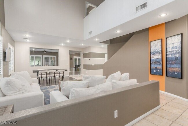 Building Photo - 4573 Milvio Ave