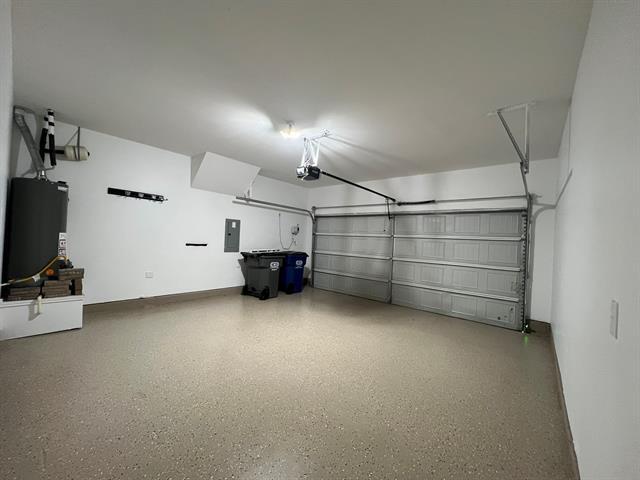 Building Photo - 911 Marigold St