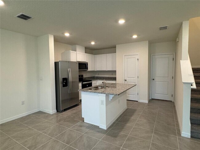 Building Photo - 371 Preston Cv Dr