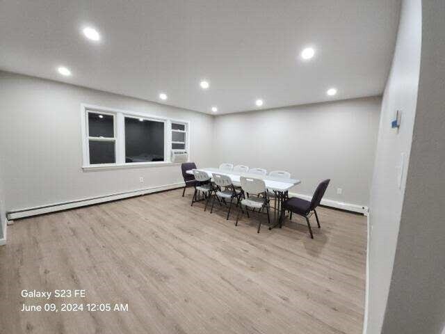 Building Photo - 257 Linden Ave