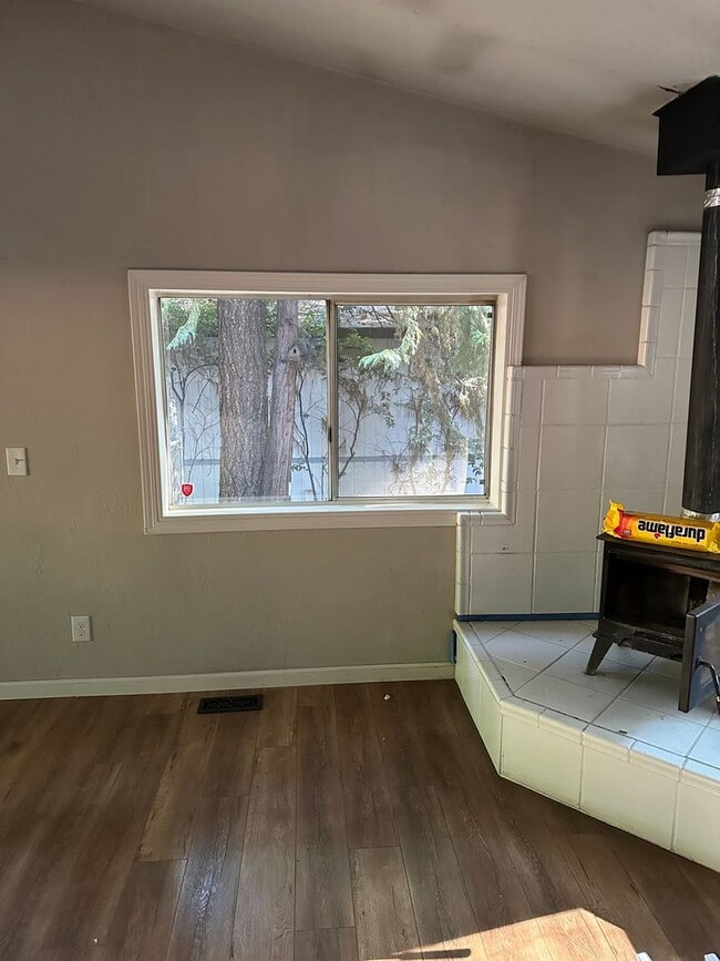 Building Photo - 14667 Bridgeport Cir