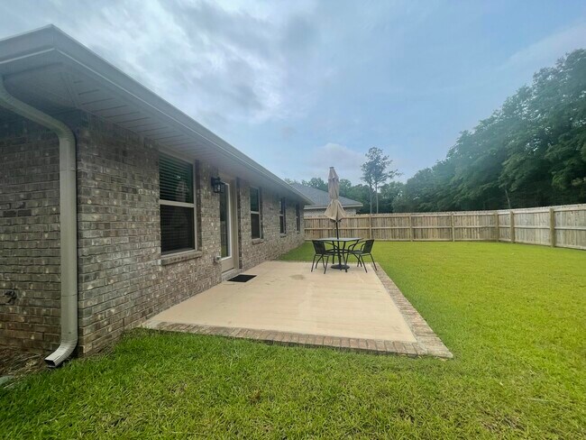 Building Photo - 124 Ridgeway Cir