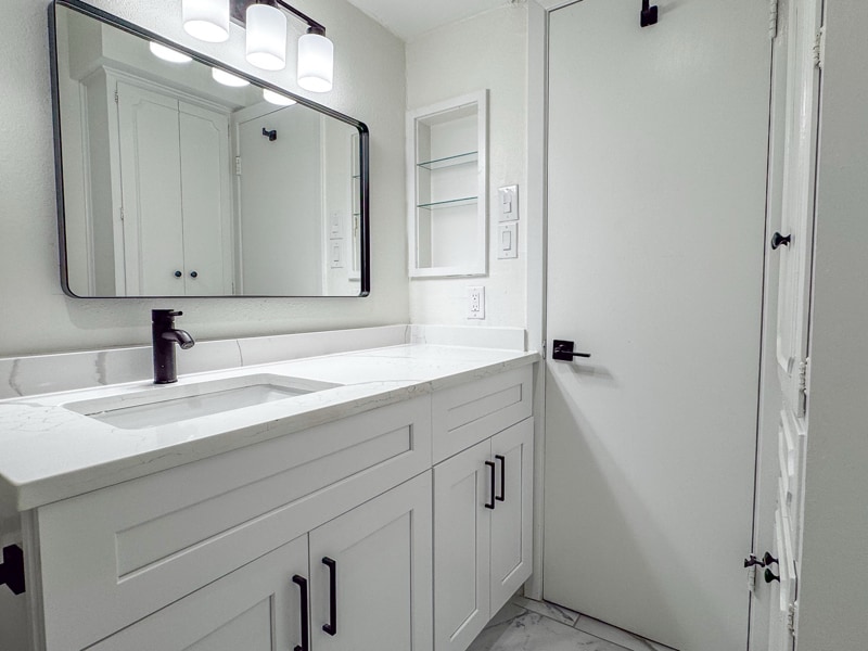 Building Photo - 170 De Chantle Rd