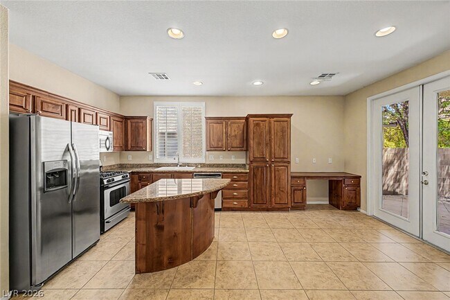 Building Photo - 758 Rise Canyon Dr