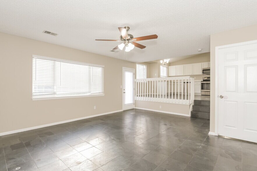 Building Photo - 2578 Foothills Canyon Ct