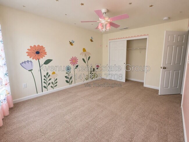 Building Photo - 182 Prairie Wind Dr