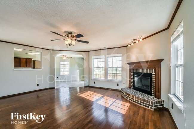 Building Photo - 19528 Windwood Pkwy