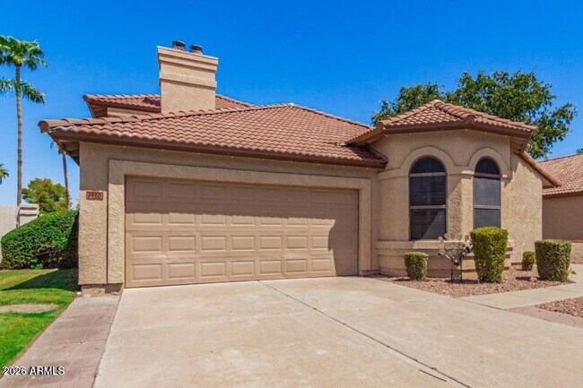 Building Photo - 6920 W Morrow Dr