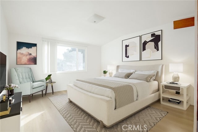 Building Photo - 2031 Nutwood Ave