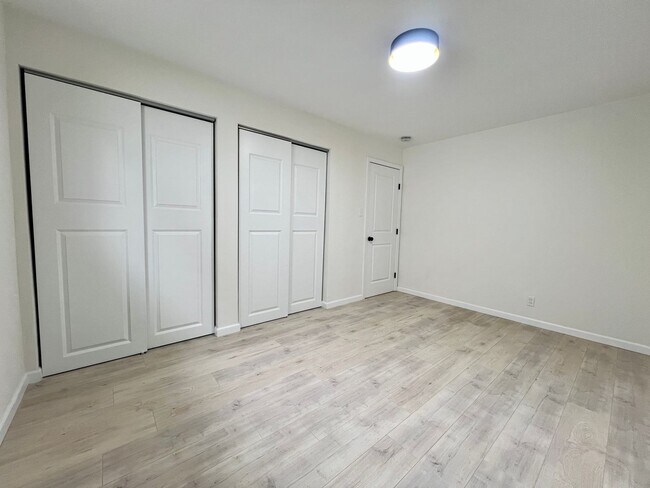 Building Photo - 1120 Gilbert Ave