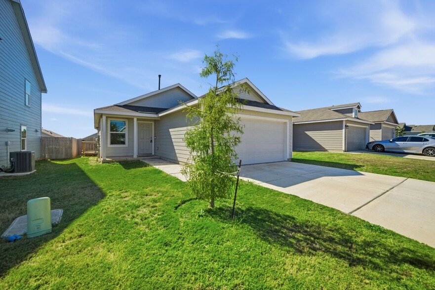 Building Photo - 14734 Saw Ml