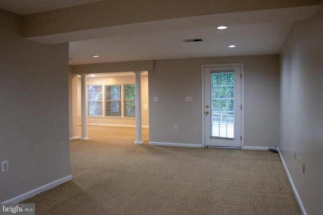 Building Photo - 6200 Waving Willow Path