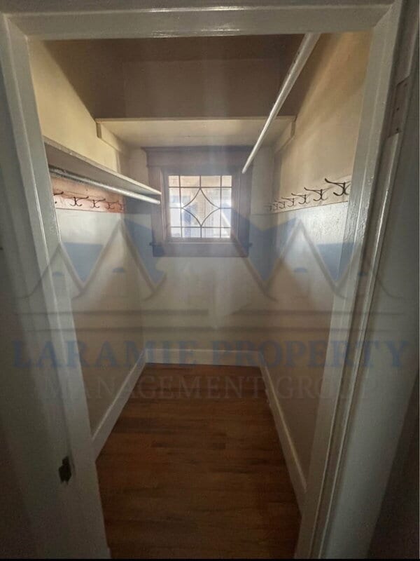 Building Photo - 709 S 5th St