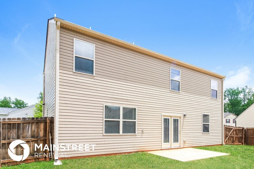 Building Photo - 60 Ella Dr